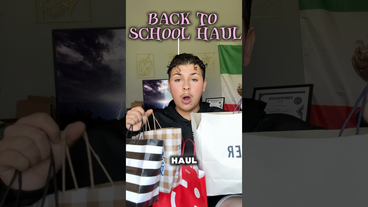 Back to school haul paid with my own #backtoschoolhaul #hual #shopinghaul #haultok #schoolhaul