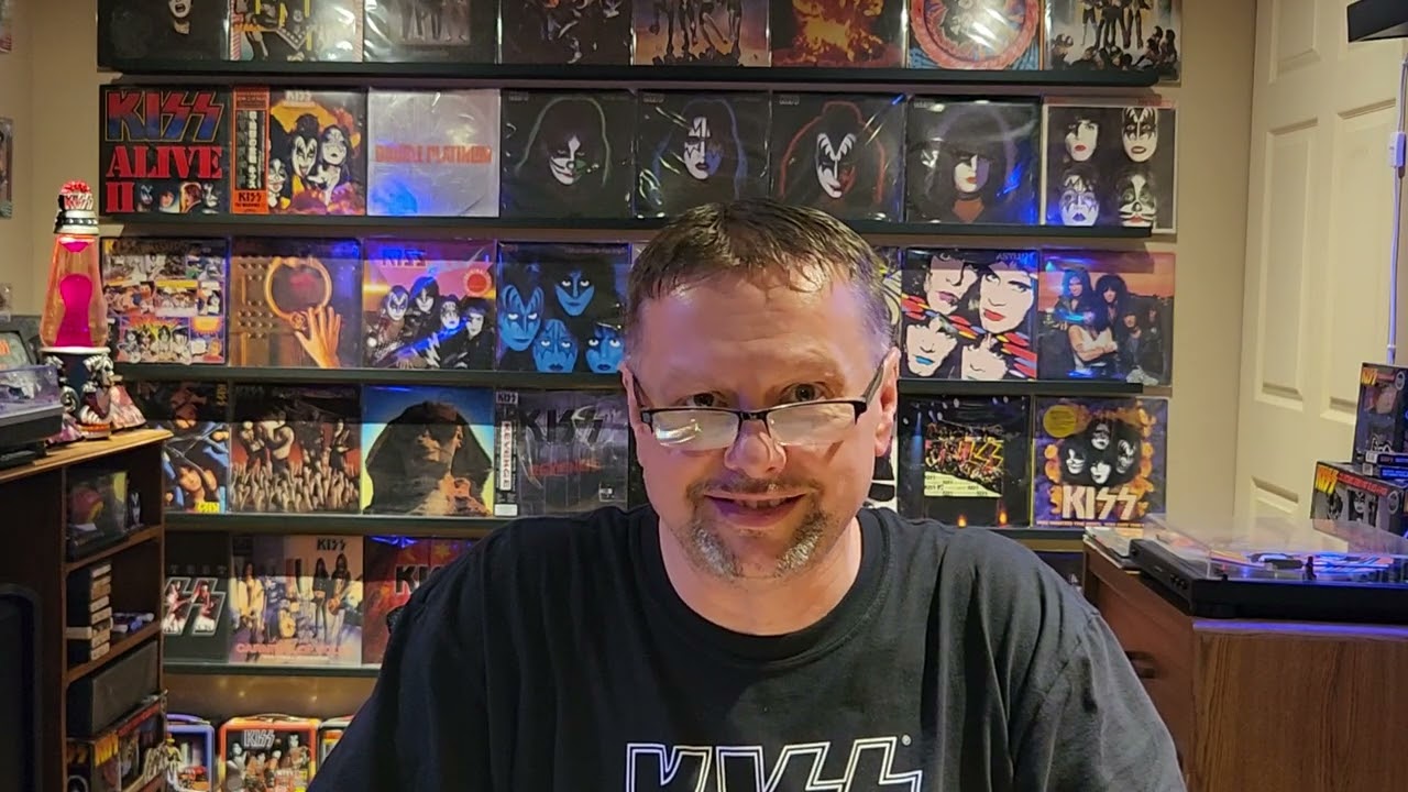 Kiss Vinyl Tag 2026    Kiss with Chris