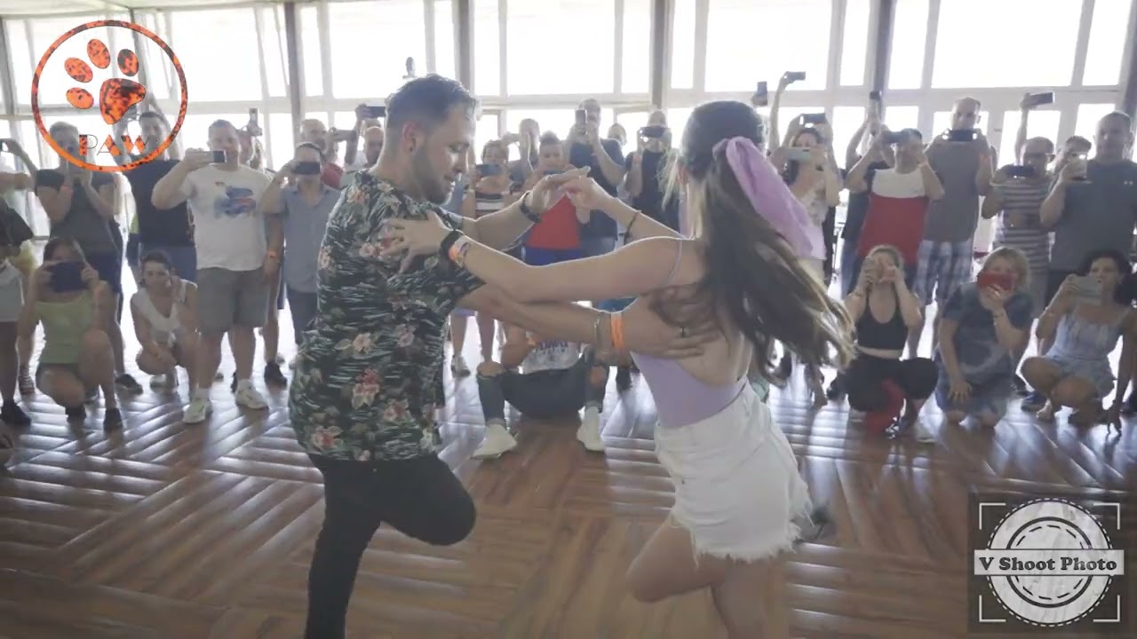 Alberto y Marta sensual bachata from PAW2022 (Maki, María Artés - Bailemos)