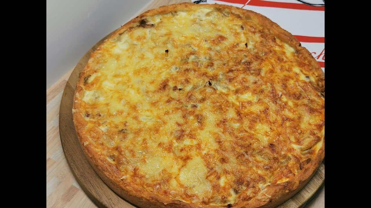 Zwiebelkuchen mit Appenzeller Käse, soo lecker! Zwiebel-Kuchen
