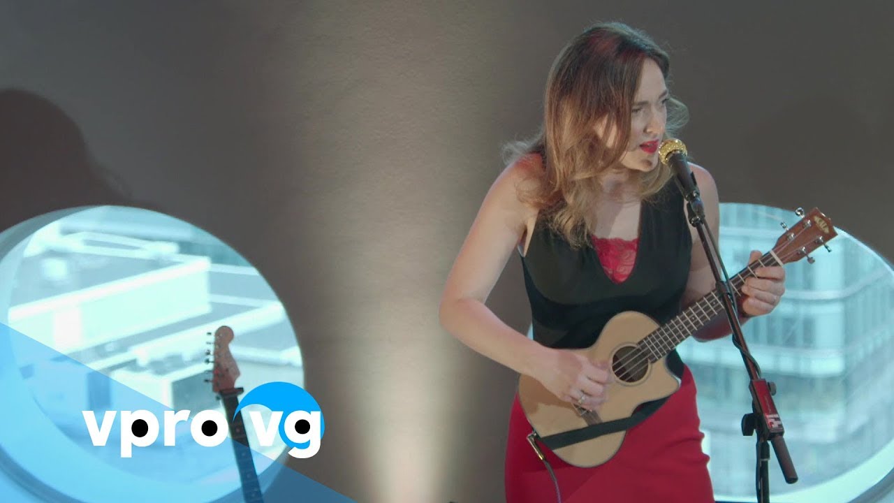 Becca Stevens & Chamber Tones  - Regina (live @TivoliVredenburg Utrecht)