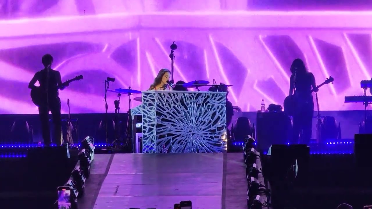 Olivia Rodrigo 🎵 traitor 🎵 #OliviaRodrigo #Lollapalooza #lollacl #lollacl2025 #lollapalooza2025