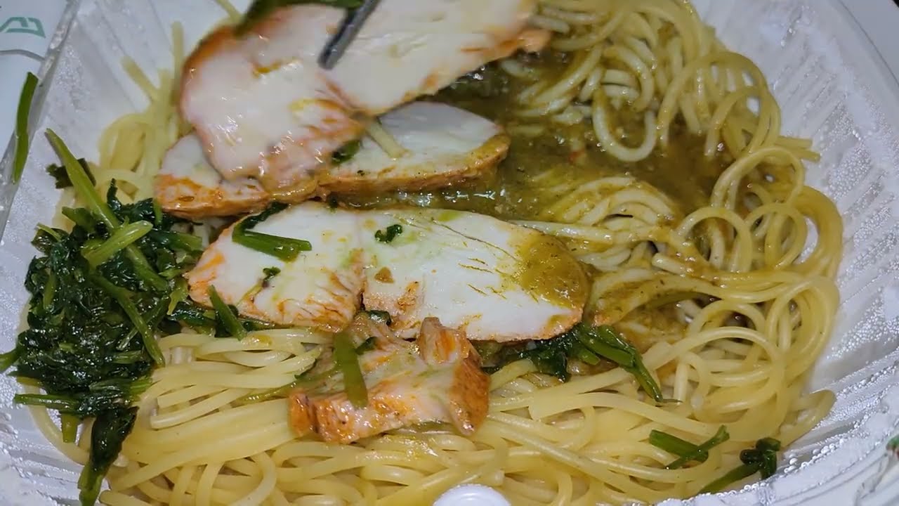辣味香菜雞肉義大利麵＋起司舒芙蕾布丁