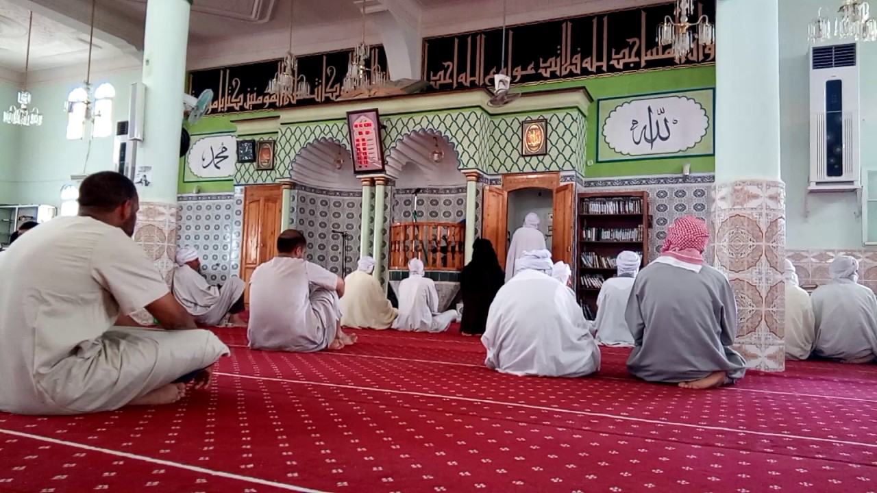 مؤذن مسجد عمر بن الخطاب زرقوني السعيد