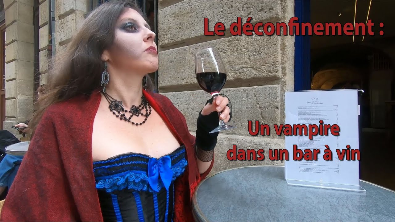 La réouverture des bars : un vampire dans un bar à vin!