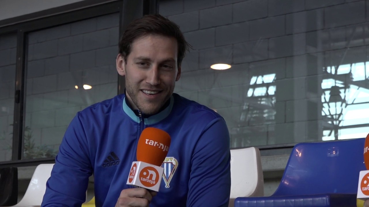 Moguts per la base - Club Patí Voltregà