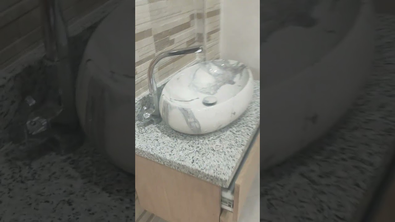 منزل للبيع مساحه130 م طريق 15 كوميرس عندها التيتر كاينه في ايت ملول تمازرت جنان السعاده فيها 3 كراج