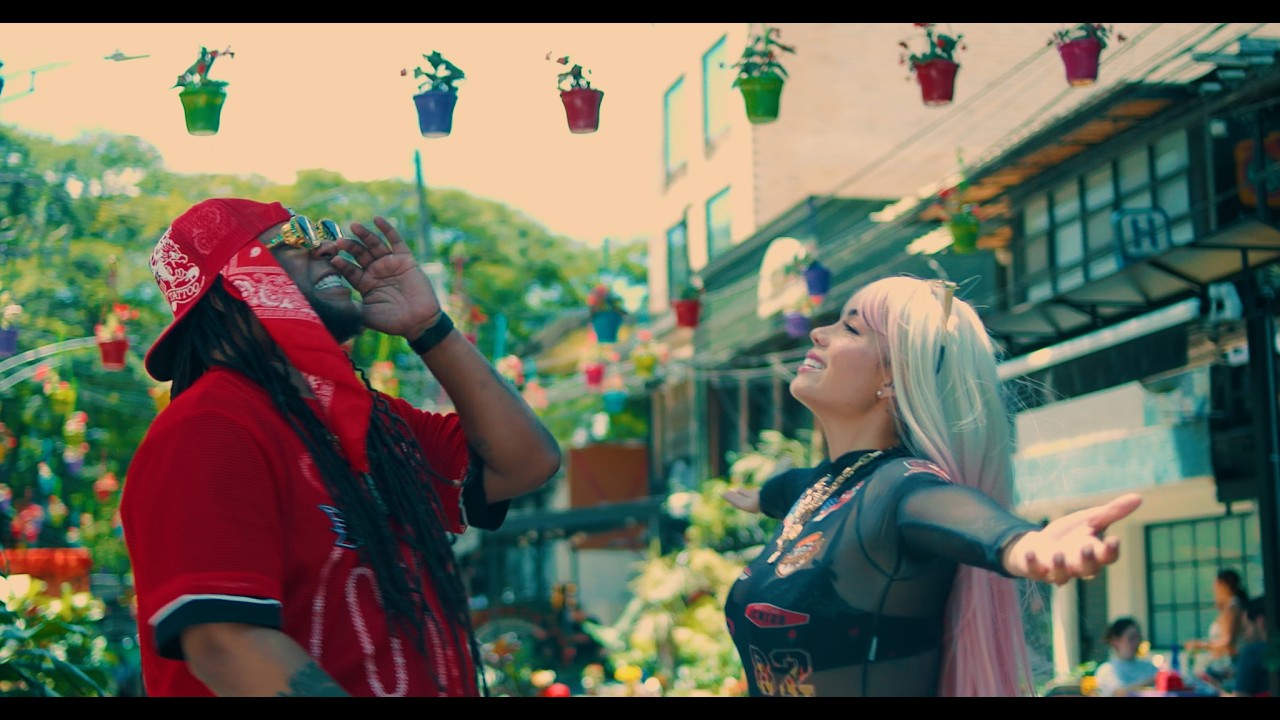 Ary Uh, Mackie - No Es Normal (Official Video)