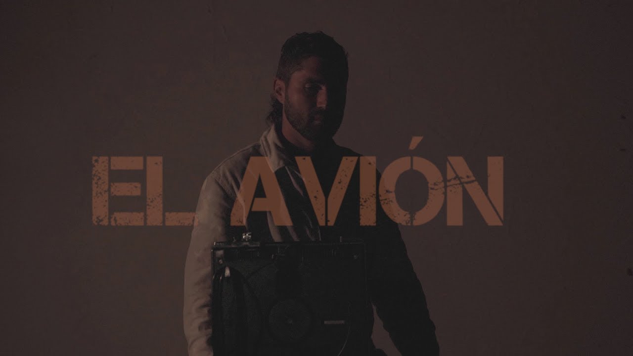 Alejandro Astola ft Toni Anzis -  El Avión (Vídeo Oficial)
