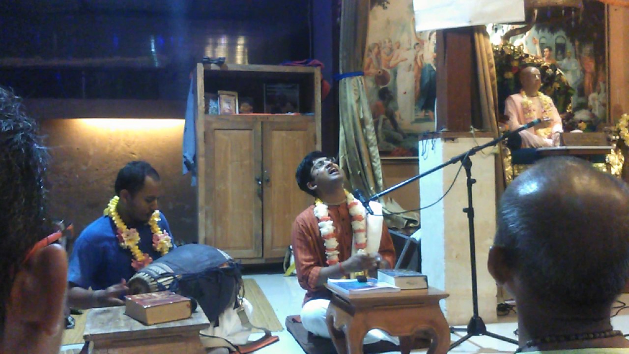 Nice Kirtan by H.G.Amarendra Das With Bali Devotee at Denpasar Bali