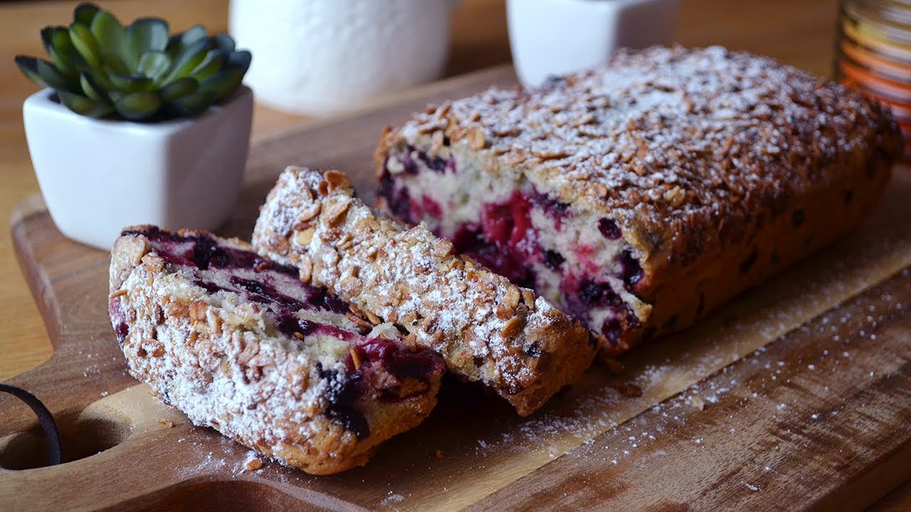 Если у вас есть замороженные ягоды, сделайте этот быстрый и вкусный пирог!