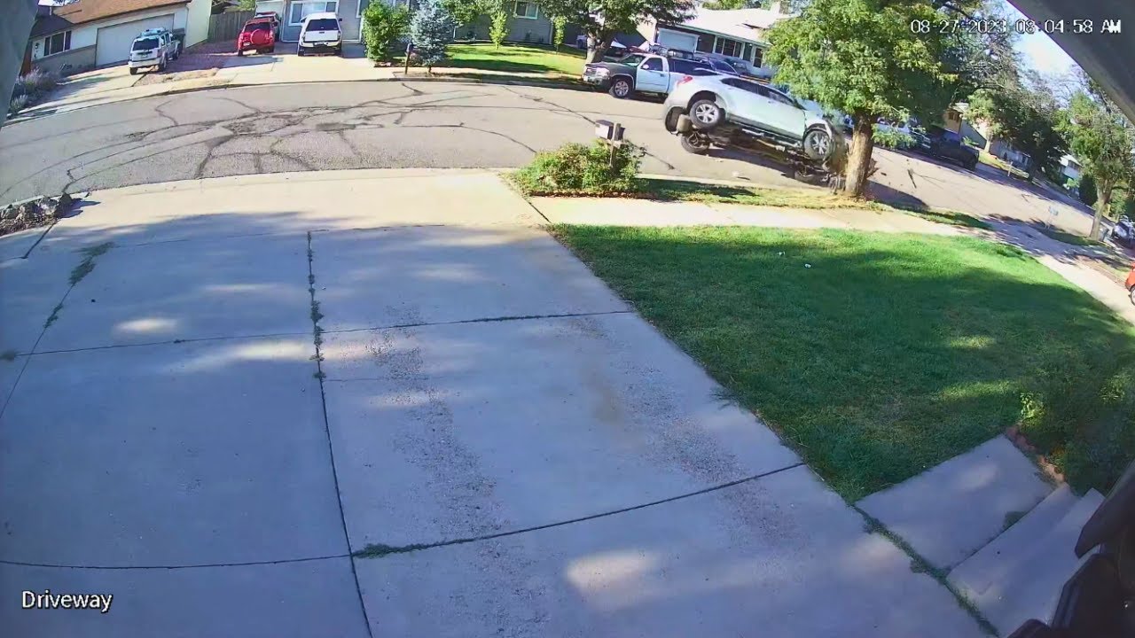IDIOTS IN CARS #157