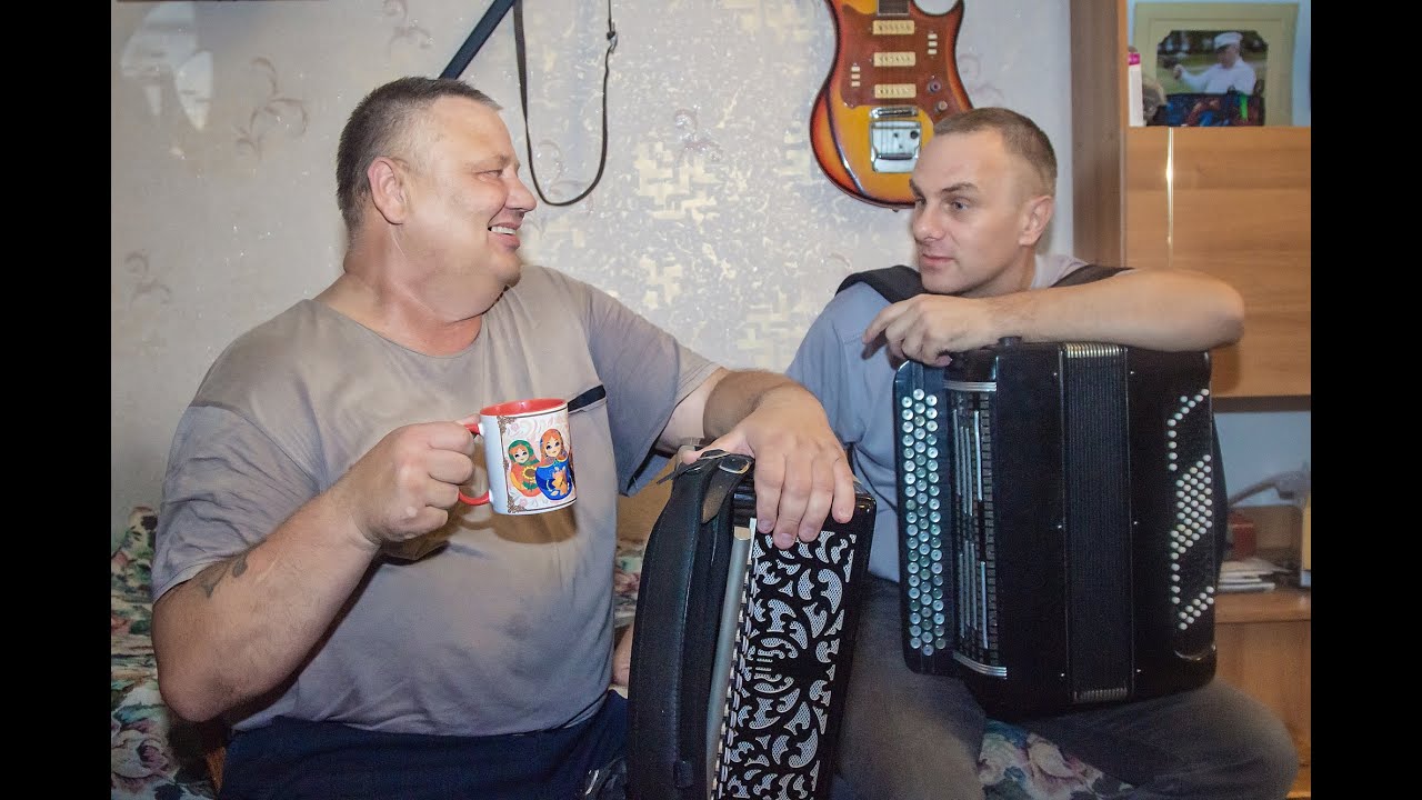 Бориск Корчанов и Геннадий Сюрсин. Поют пару куплетов и дают анонс Онлайн Концерта!!!!