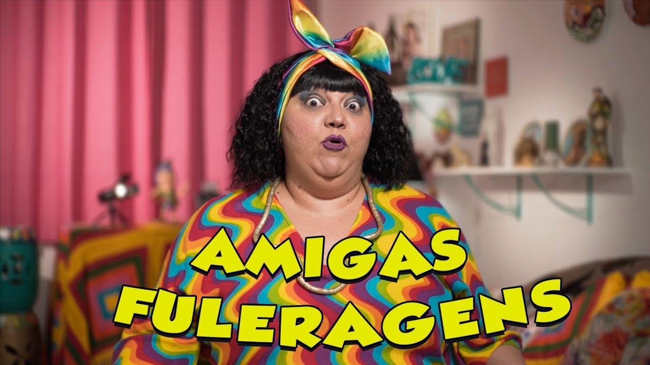 AMIGAS FULERAGENS - ROLÊ NA PRAIA.