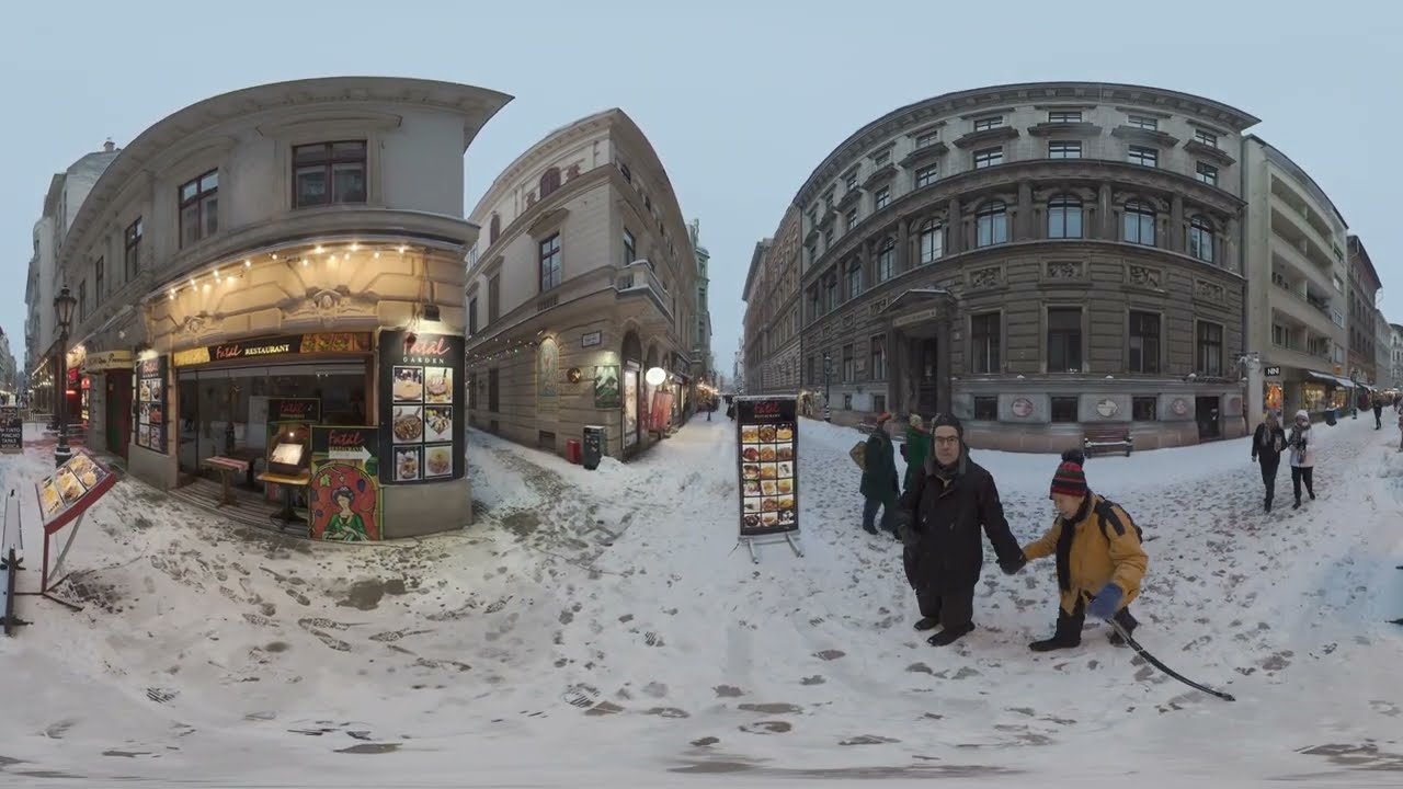 In Finnish: 360° Virtual Reality: Budapest(.hu): Váci street/kävelykatu & City Park/Kaupunginpuisto