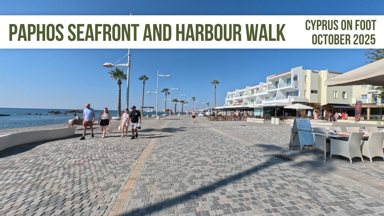 Набережная и гавань Пафоса в октябрьское субботнее утро