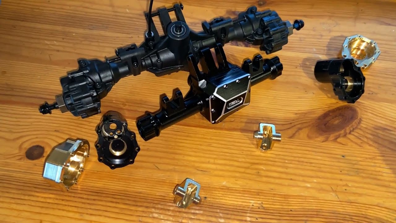 Autonomous Traxxas TRX-6: Upgrading rear and middle axles with Treal axle housings