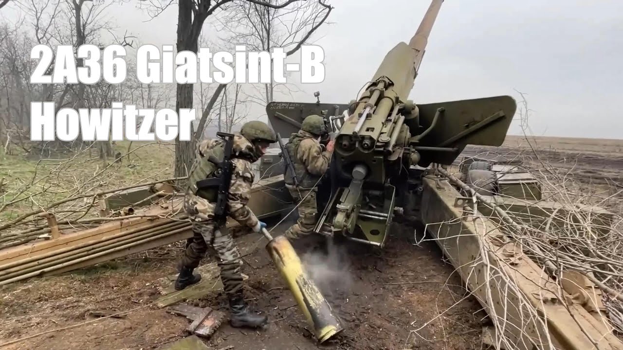 Russian 2A36 Giatsint-B towed Howitzer firing in Zaporizhia, Ukraine