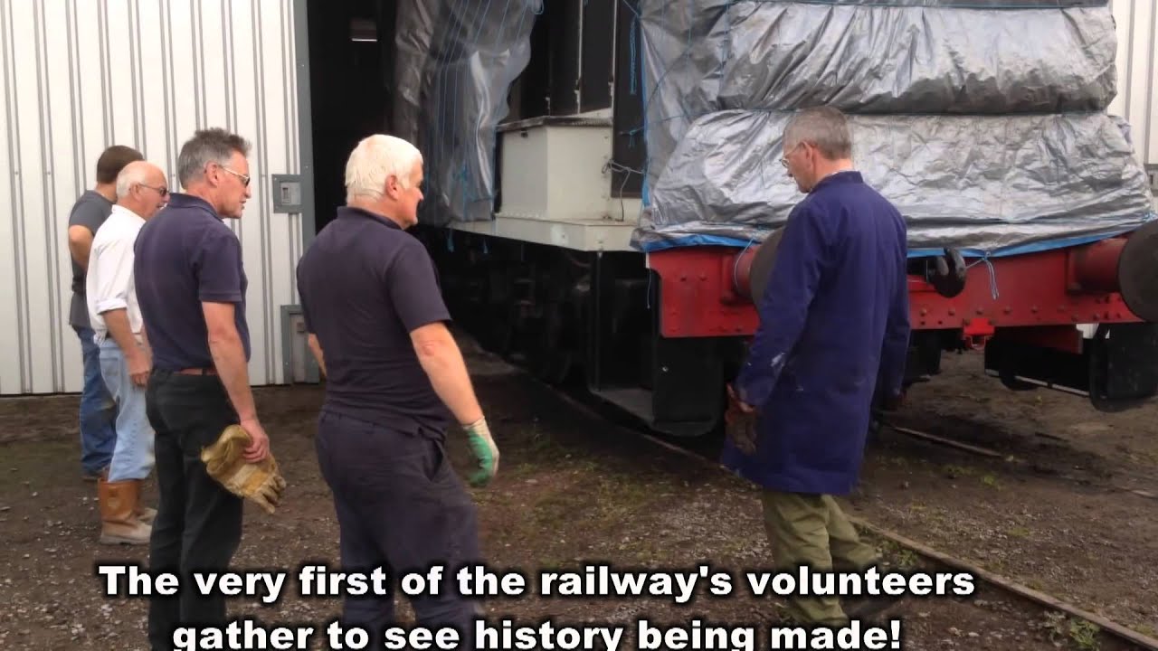 LMS Diesel Shunter No 7069 arrives at Sharpness