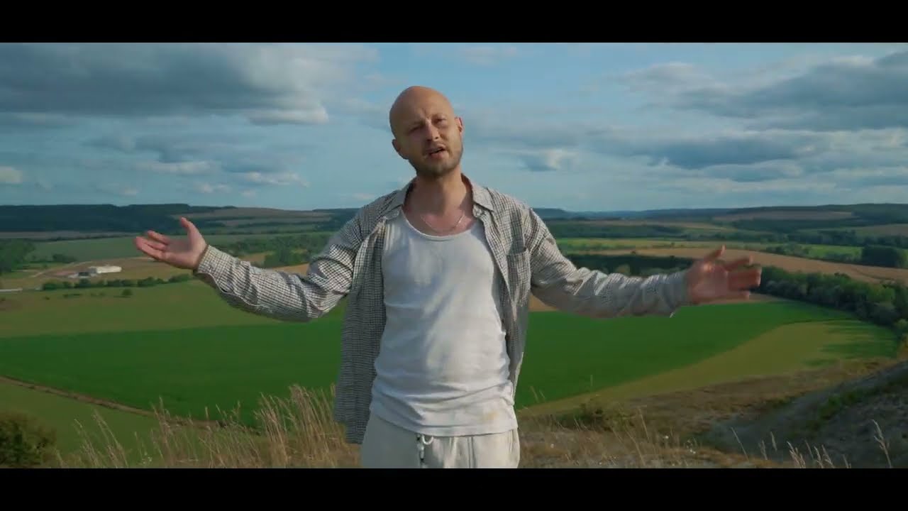 OSCAR LEZAR Ft GOMAR - Tant qu'il y a de la vie (Clip officiel)