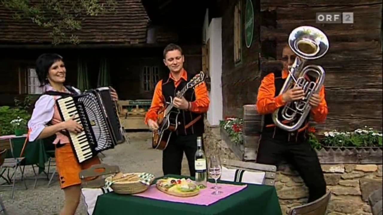 Junge Paldauer - A Bass, a Gitarr und a Ziehharmonika (Grand Prix der Volksmusik 2010)