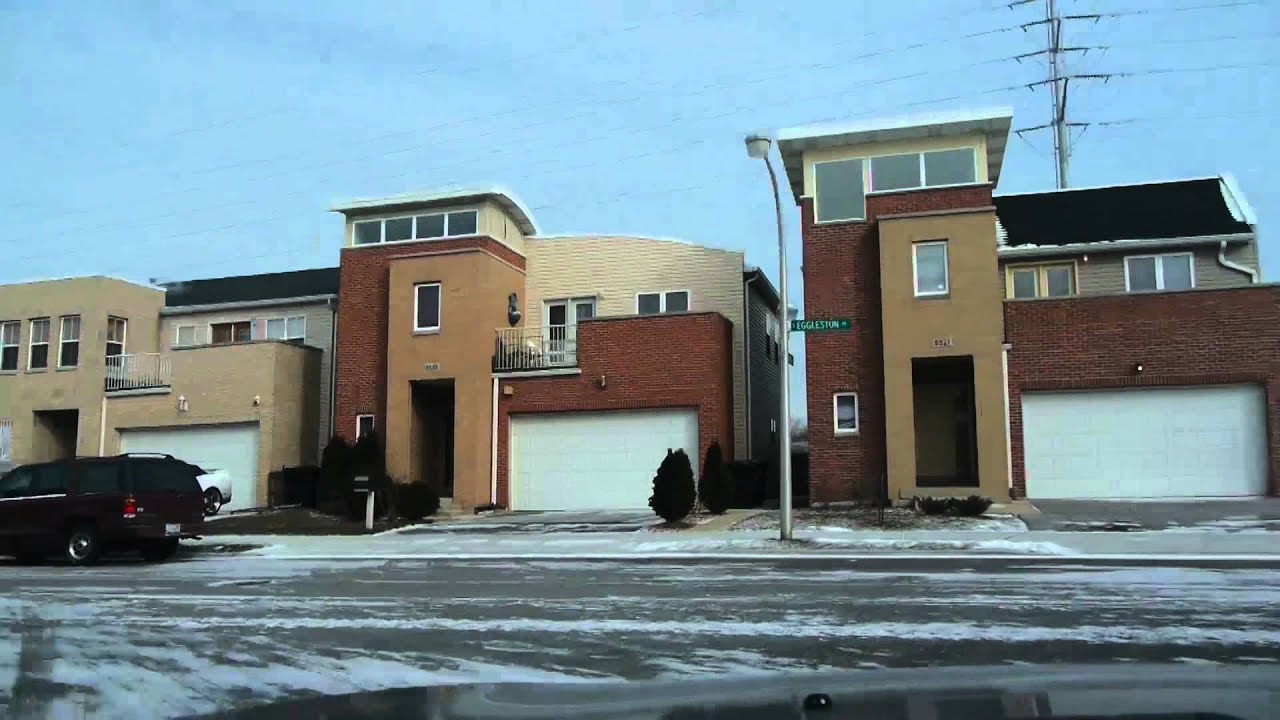 A drive through The Havens in Auburn Gresham