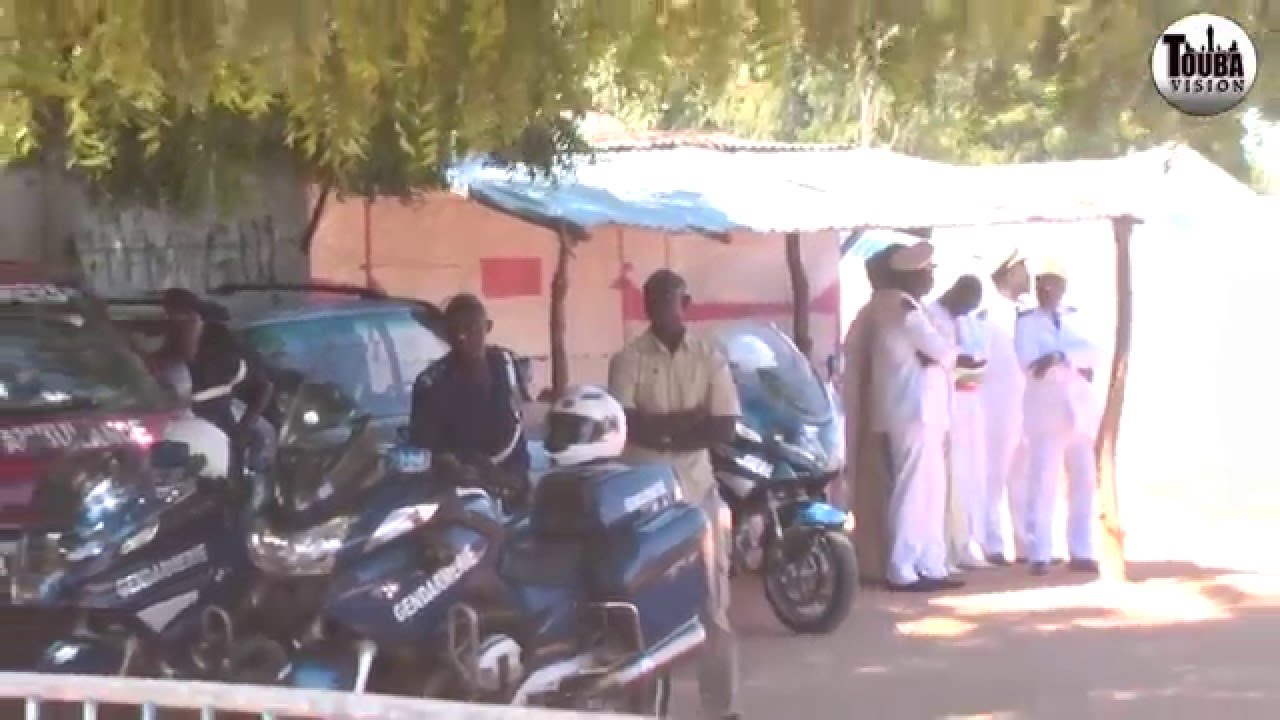 Presidant Maky Sall a Darou Moukhty Pour  pr&eacute;senter ses condol&eacute;ances
