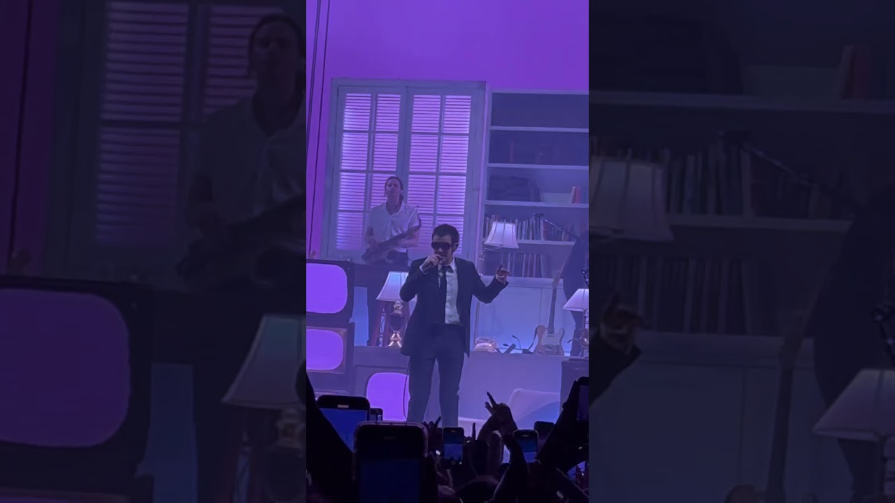 THE 1975 STILL AT THEIR VERY BEST