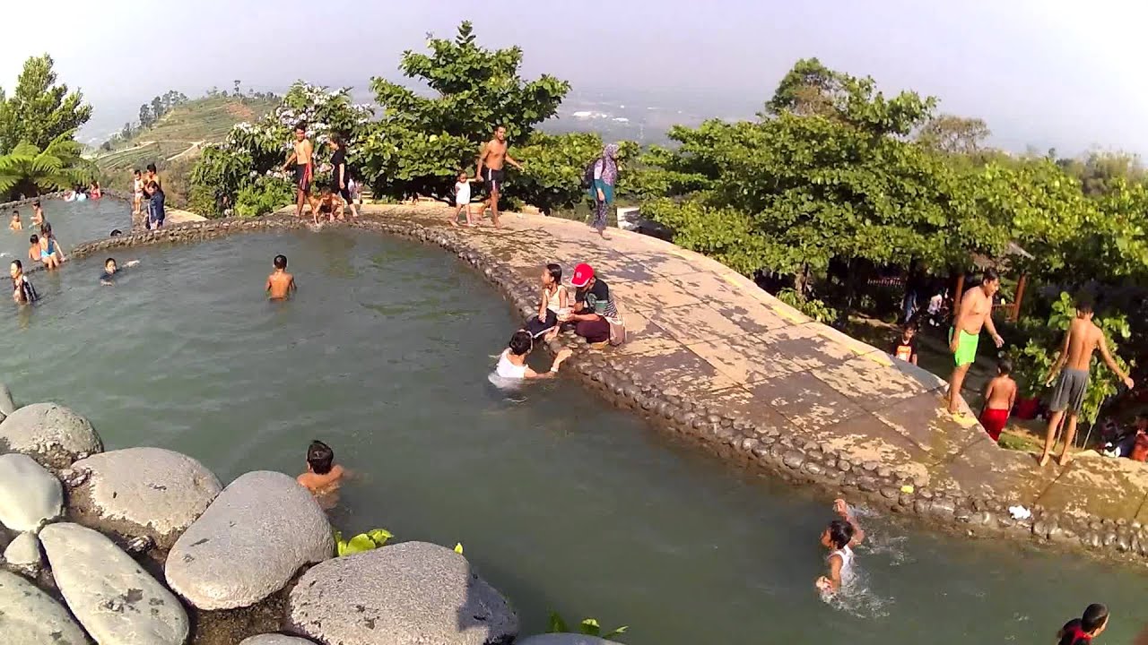 Kolam Renang Alam, Objek Wisata Umbul Sidomukti, Bandungan, Ungaran, Semarang, Jawa Tengah