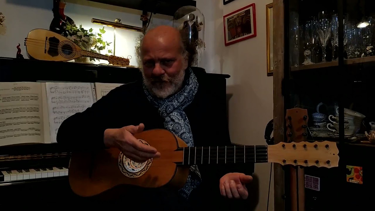 Chitarra Battente della liuteria Mario Vorraro. ww.mariovorraro.it