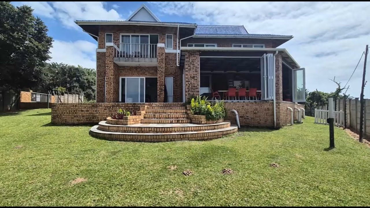 4 Bedroom Home For Sale in Leisure Bay, Port Edward, KwaZulu-Natal