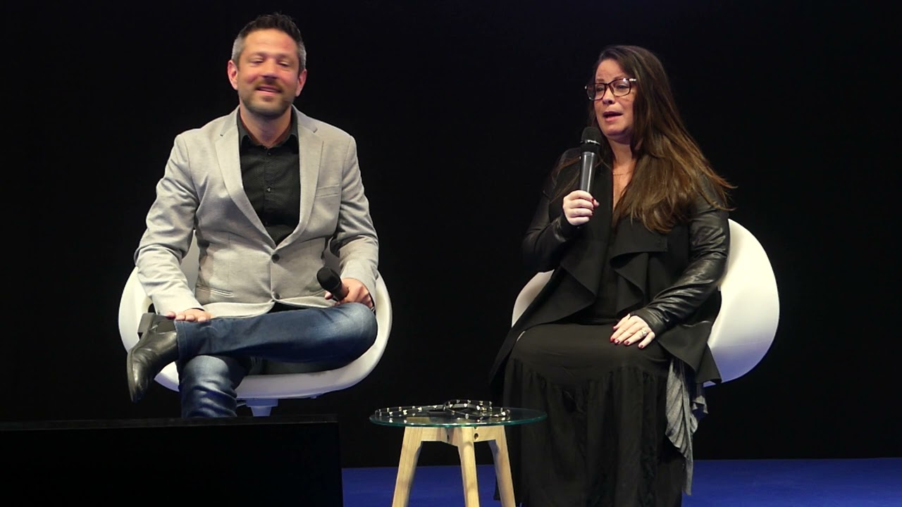 Paris Fan Festival 2022 - Q&A Holly Marie Combs