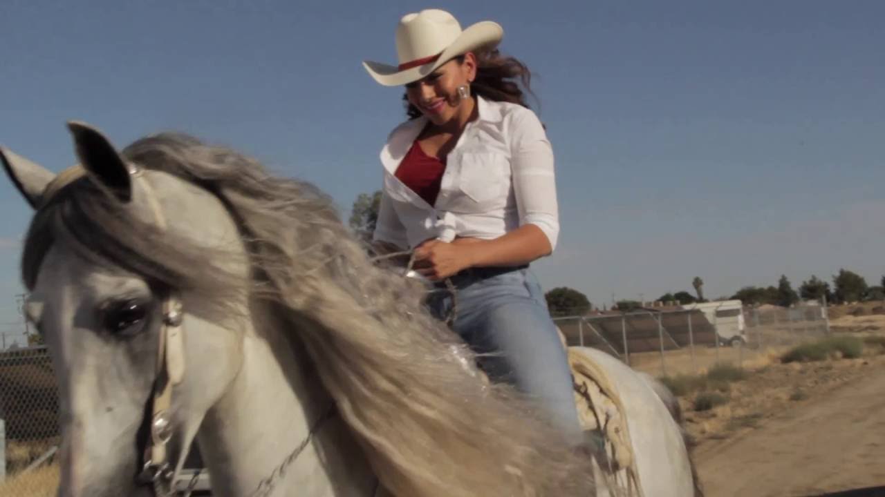 Alejandra Rojas (Presentacion en Huron Ca 2016)