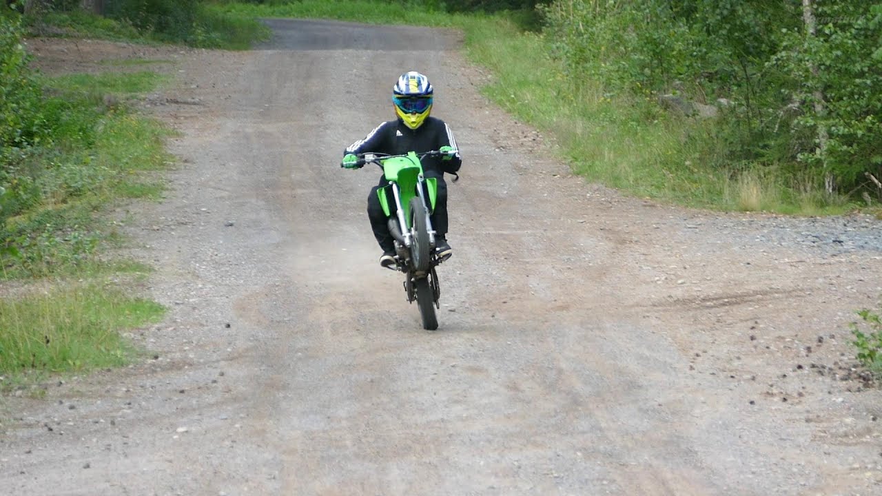 Kawasaki KX65 2-Stroke - Sideways Ripping Braaps (Raw)