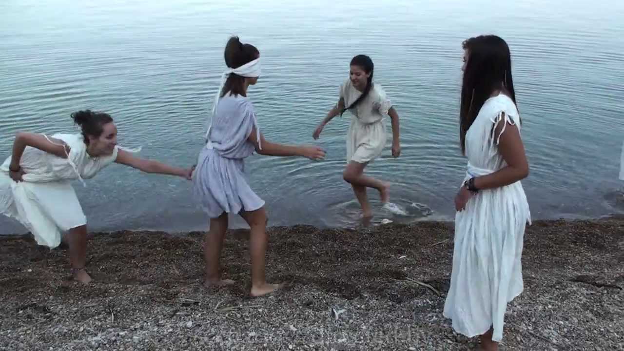 GREEK ANCIENT GAME : MYINDA (Blindman's bluff)
