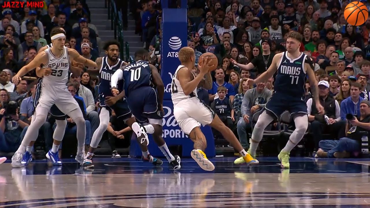 Jeremy Sochan Game No. 84 San Antonio Spurs - Dallas Mavericks (119-144)
