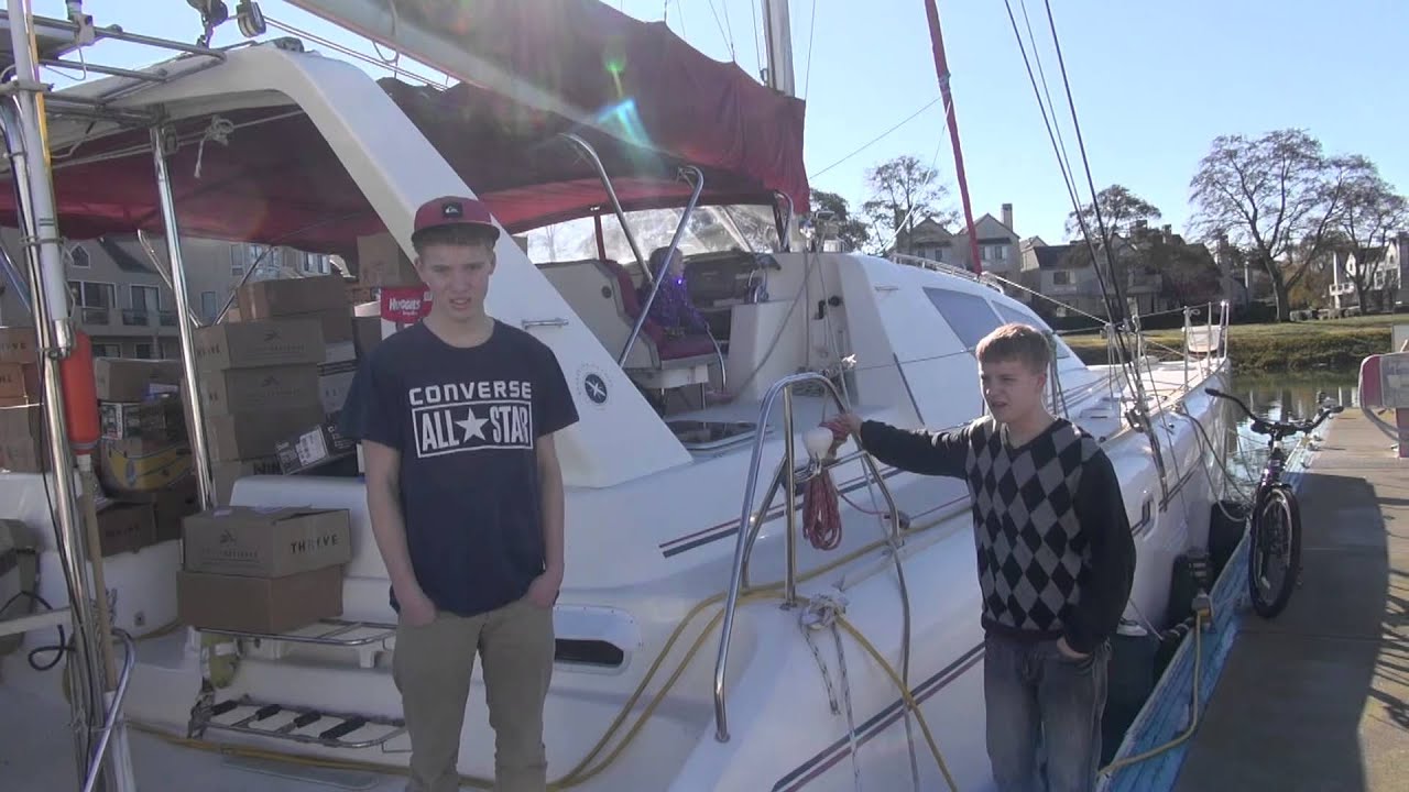 Provisioning Far and Away for her South Pacific Voyage