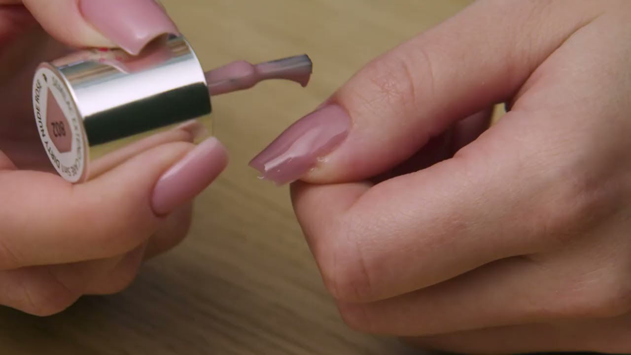 ¿Cómo alargar tus uñas? ¡Paso a paso con SEMILAC!