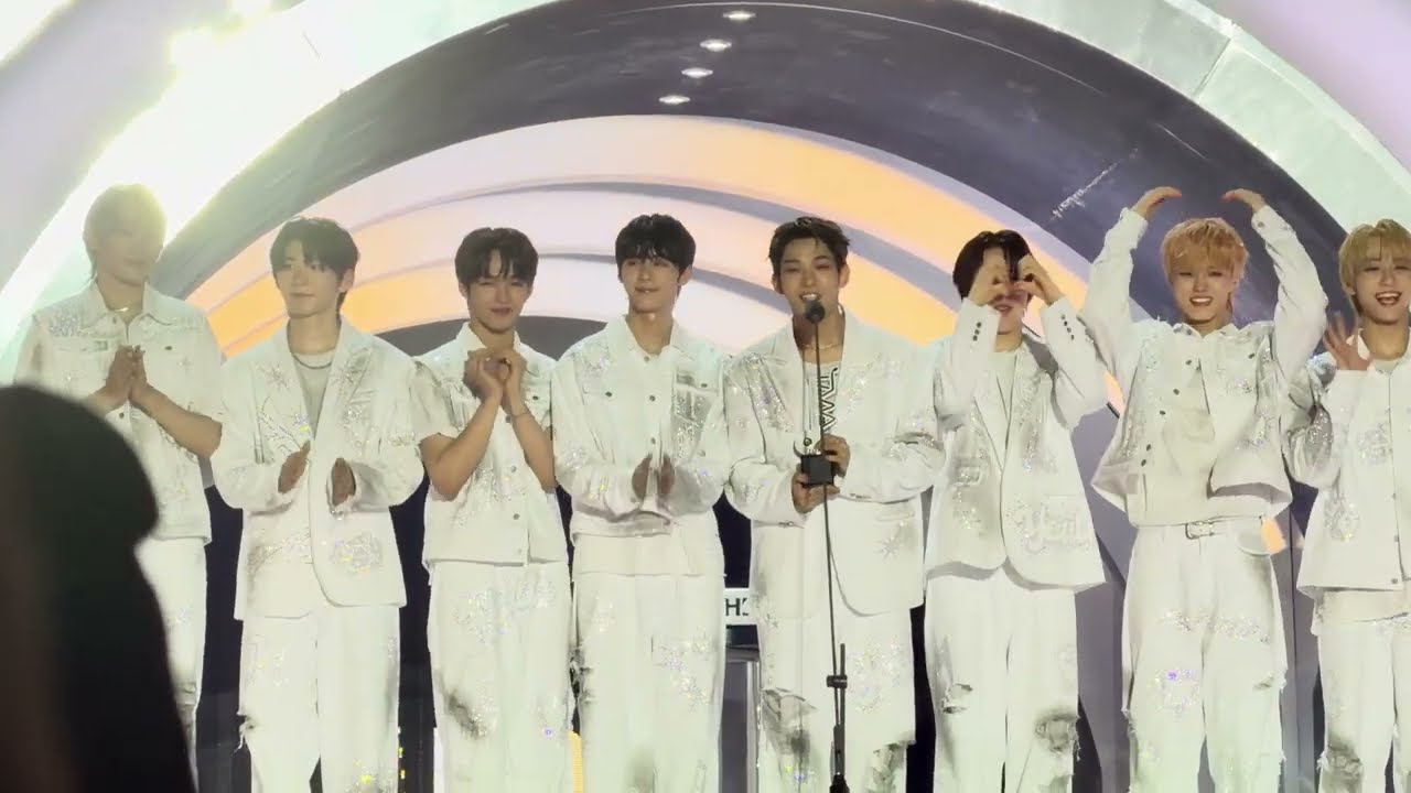 250920 아홉 AHOF - Hottest Award @The Fact Music Awards 2025 in Macau TMA 2025