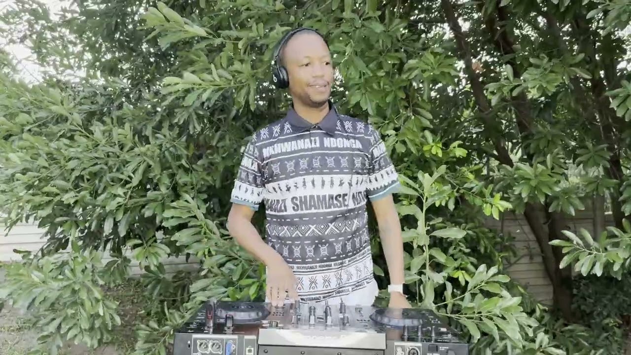 Keeping It Clean With Skoonnie Mix 011