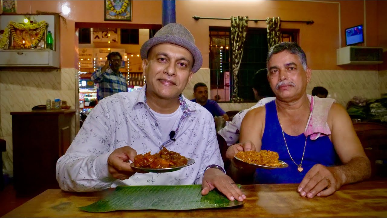 Must-Try ‘Tyson’ CHICKEN SUKKA At HINDU MILITARY HOTEL, Mangalore | 64-Year Eatery | Chilli Chicken