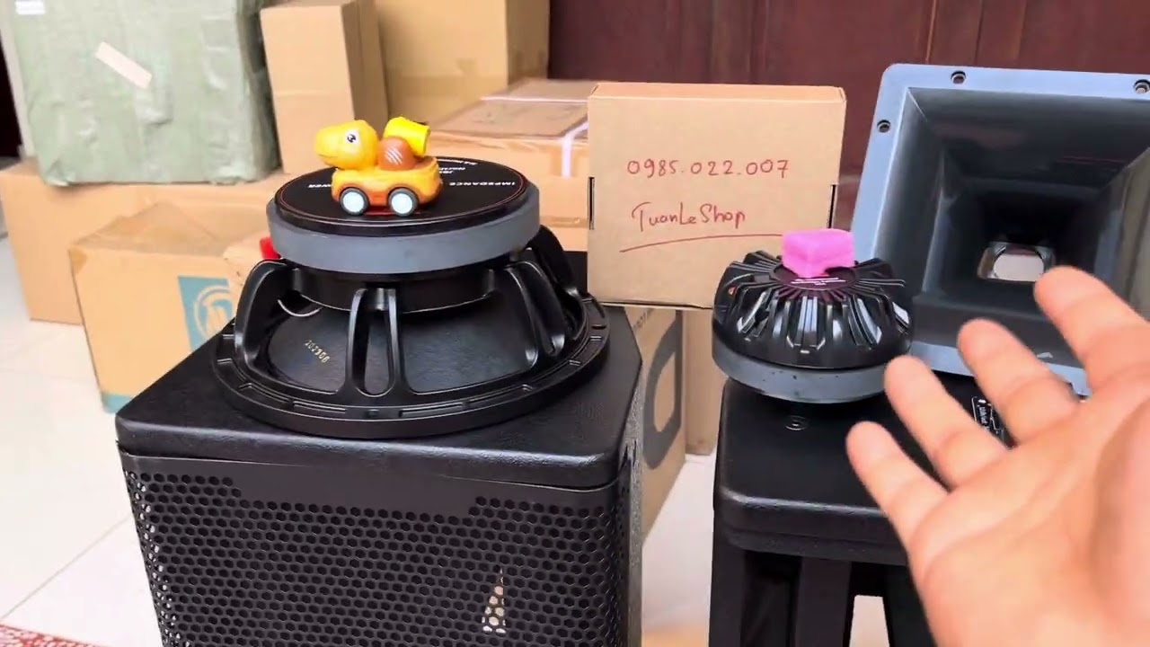 C&aacute;ch dựng 1 cặp loa full bass 25 hay m&agrave; gi&aacute; hợp l&yacute;