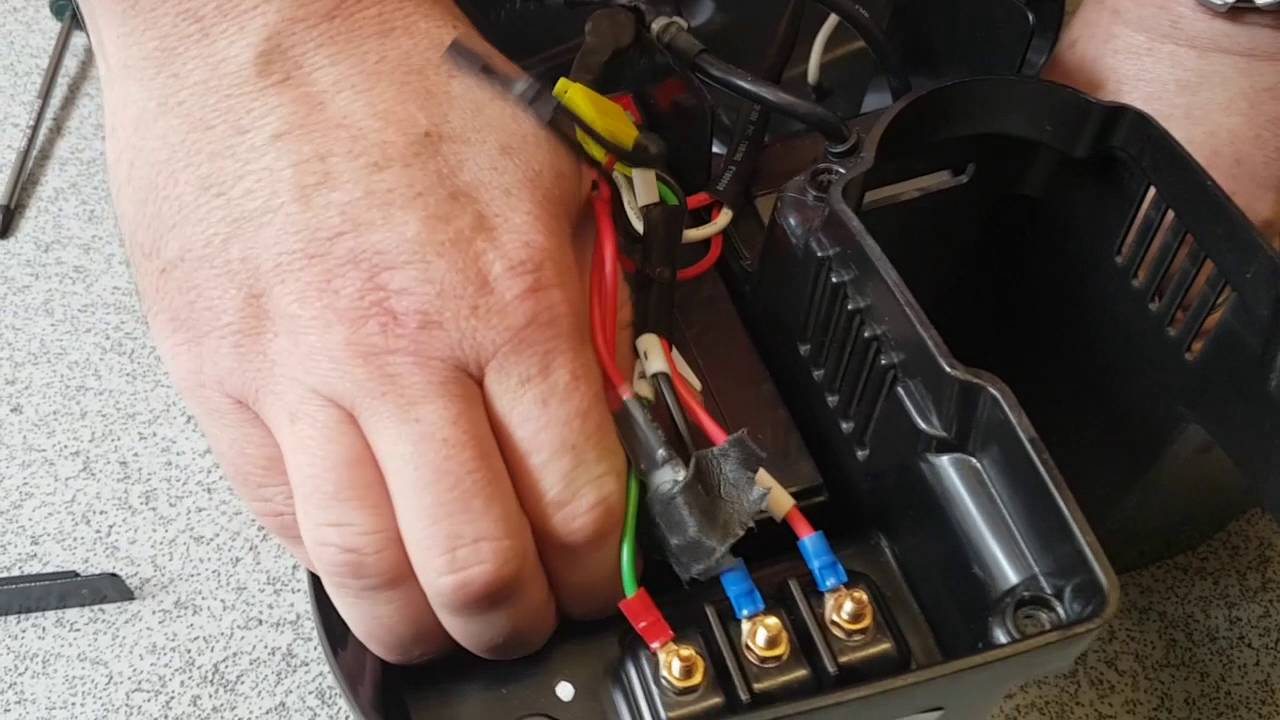 INVACARE LYNX Mobility Scooter Battery Replacement.