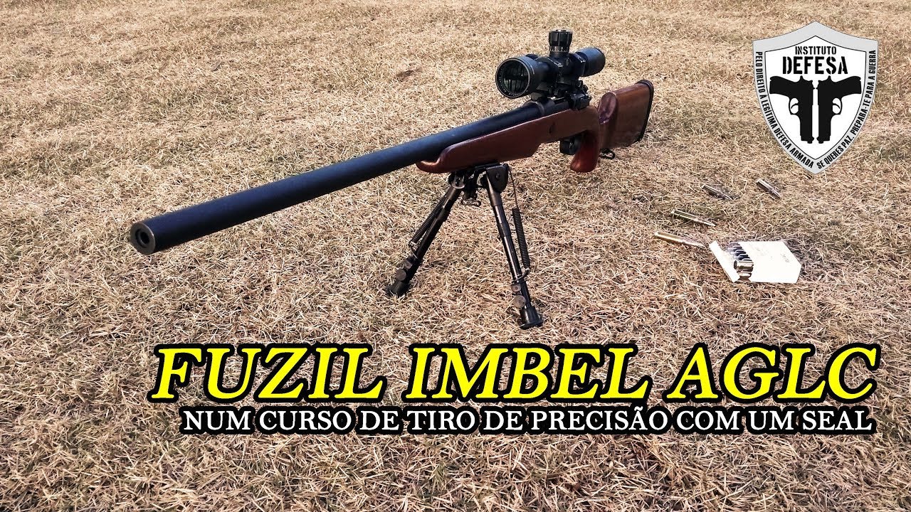 Fuzil IMBEL AGLC num curso de tiro de precis&atilde;o com um SEAL