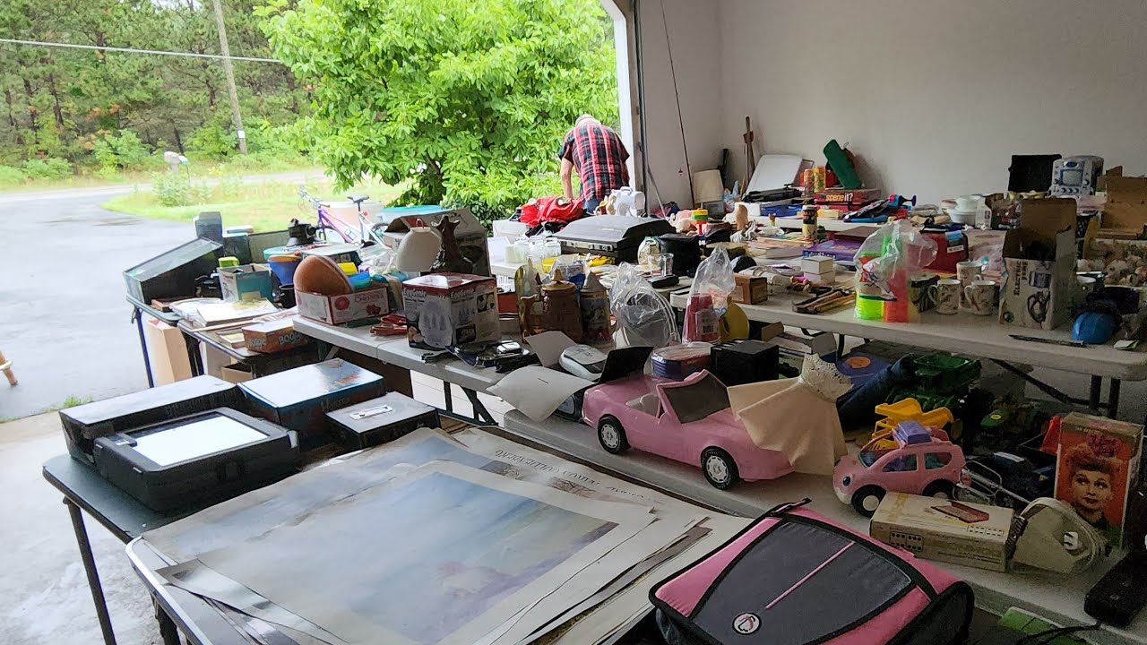 ГАРАЖКА  ОЧЕНЬ ХОРОШАЯ /   КУПИЛА ВЕЛОСИПЕД $5 / США