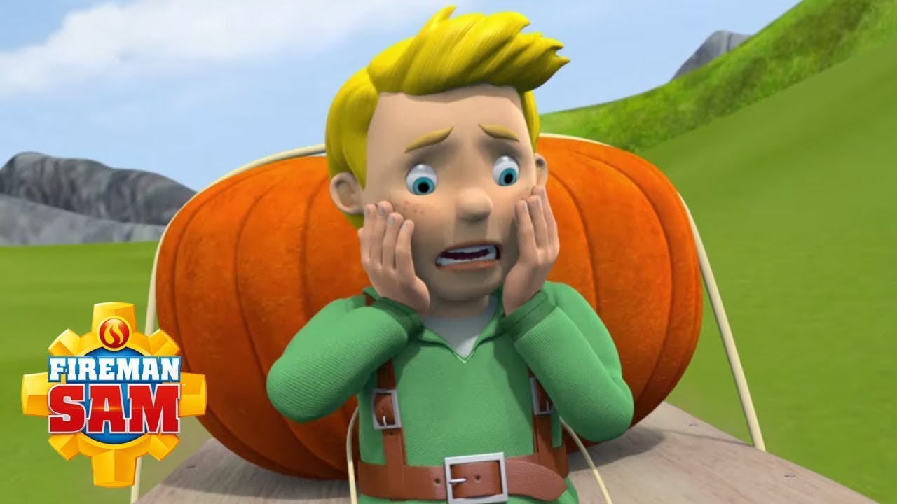 Sam Rescues James and his GIANT PUMPKIN! | Fireman Sam | Cartoons for Kids