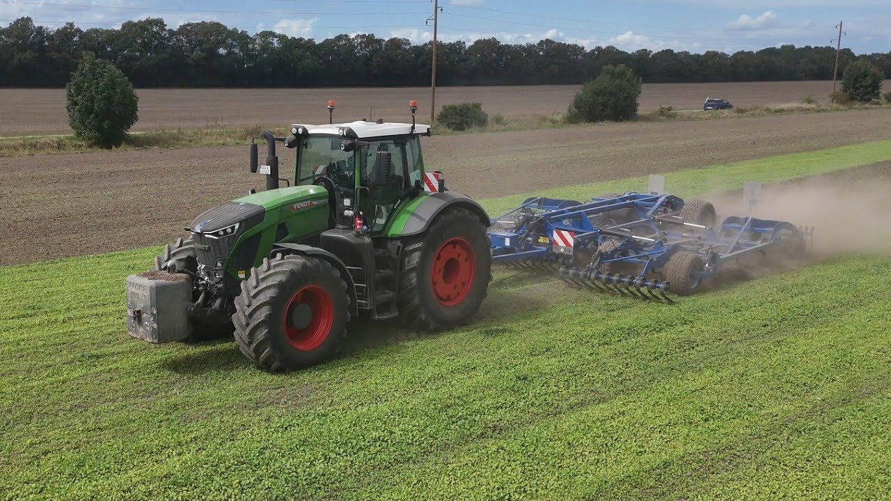 FENDT 942 mit ein KÖCKERLING ALLROUNDER flatline Grubber (6 Meter) / 4K