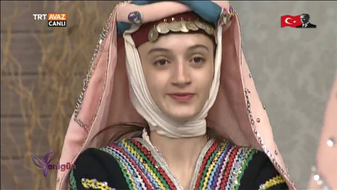 TRT Çocuk ve Gençlik Halk Oyunları Topluluğu - 1. Gösteri - Yenigün - TRT Avaz