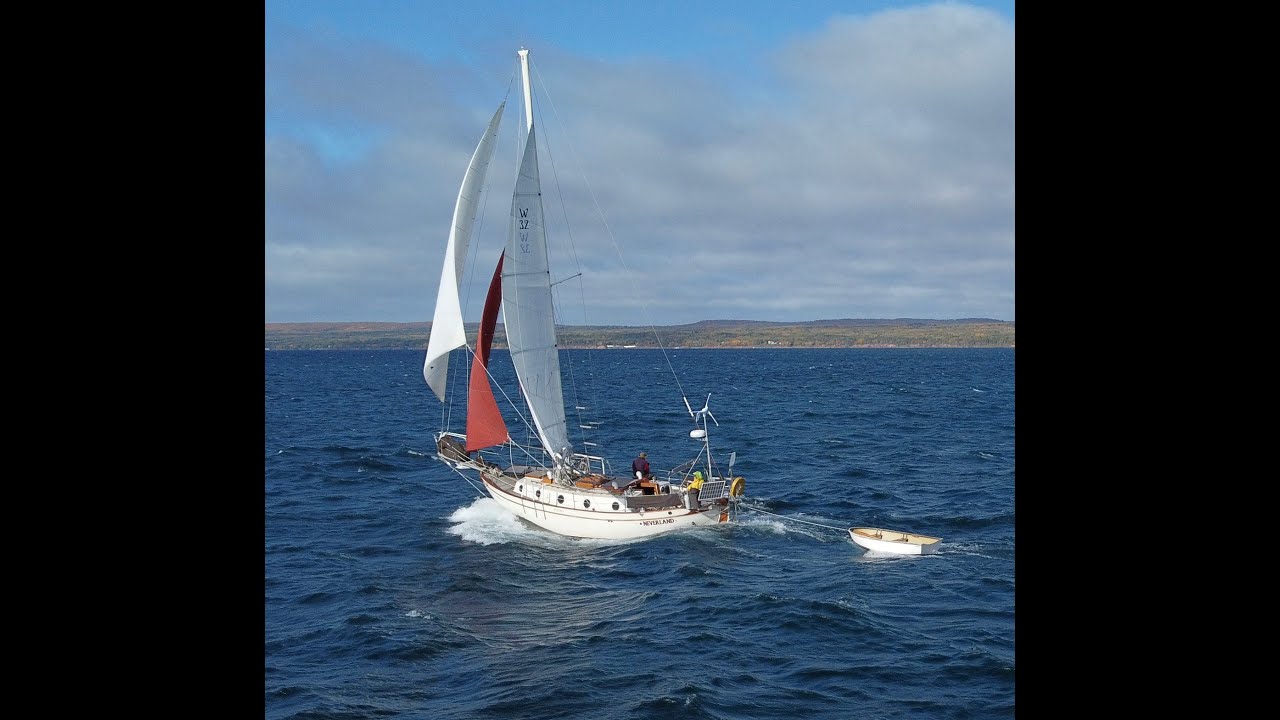 Neverland, a Westsail 32 sailing along the MN north shore of Lake Superior, Oct 2022