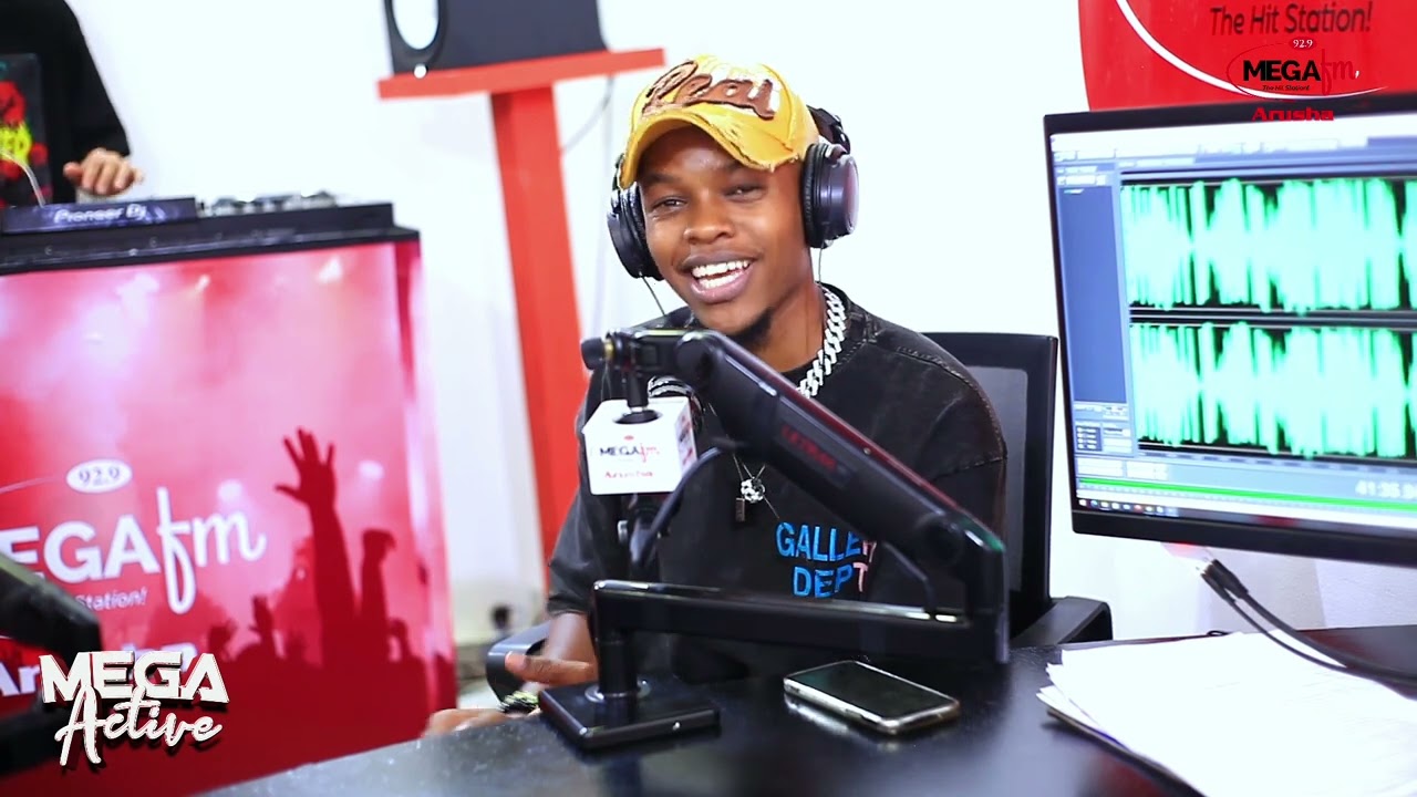 DAANCER WA DIAMOND AFUNGUKA MSIYOYAJUA KUHUSU DIAMOND NA WAFANYAKAZI WAKE